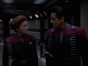 Filename=extant_StarTrek_VOY_7x11-Shattered_2512.jpg
Filesize=108KiB
Dimensions=1200x900
Date added=Jan 14, 2020 extant_StarTrek_VOY_7x11-Shattered_2512.jpg