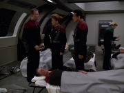 extant_StarTrek_VOY_7x11-Shattered_2566.jpg