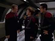 extant_StarTrek_VOY_7x11-Shattered_2584.jpg