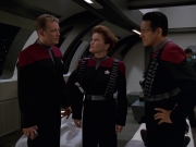 extant_StarTrek_VOY_7x11-Shattered_2587.jpg