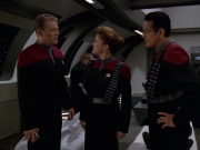 extant_StarTrek_VOY_7x11-Shattered_2589.jpg