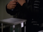 extant_StarTrek_VOY_7x11-Shattered_2609.jpg