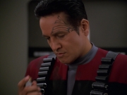 extant_StarTrek_VOY_7x11-Shattered_2611.jpg