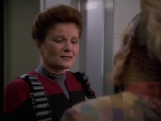 extant_StarTrek_VOY_7x11-Shattered_2628.jpg