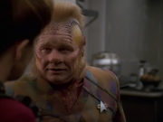 extant_StarTrek_VOY_7x11-Shattered_2632.jpg