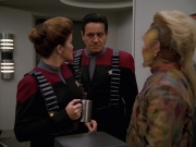 extant_StarTrek_VOY_7x11-Shattered_2640.jpg