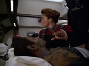 extant_StarTrek_VOY_7x11-Shattered_2684.jpg