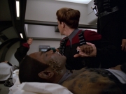 extant_StarTrek_VOY_7x11-Shattered_2687.jpg