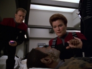 extant_StarTrek_VOY_7x11-Shattered_2690.jpg