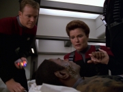 extant_StarTrek_VOY_7x11-Shattered_2691.jpg