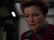 extant_StarTrek_VOY_7x11-Shattered_2713.jpg