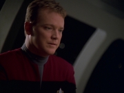 extant_StarTrek_VOY_7x11-Shattered_2725.jpg