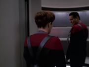 extant_StarTrek_VOY_7x11-Shattered_2745.jpg