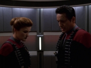 Filename=extant_StarTrek_VOY_7x11-Shattered_2749.jpg
Filesize=128KiB
Dimensions=1200x900
Date added=Jan 14, 2020 extant_StarTrek_VOY_7x11-Shattered_2749.jpg