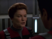 extant_StarTrek_VOY_7x11-Shattered_2782.jpg