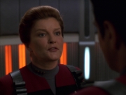 extant_StarTrek_VOY_7x11-Shattered_2783.jpg