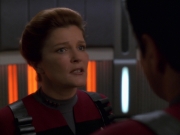 extant_StarTrek_VOY_7x11-Shattered_2803.jpg