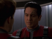 extant_StarTrek_VOY_7x11-Shattered_2808.jpg