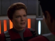 extant_StarTrek_VOY_7x11-Shattered_2865.jpg