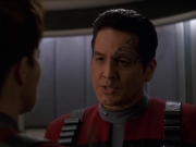 extant_StarTrek_VOY_7x11-Shattered_2871.jpg