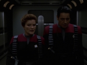 extant_StarTrek_VOY_7x11-Shattered_2924.jpg