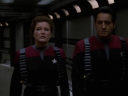 extant_StarTrek_VOY_7x11-Shattered_2950.jpg