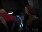extant_StarTrek_VOY_7x11-Shattered_2996.jpg