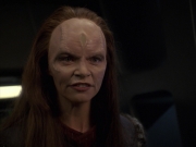 extant_StarTrek_VOY_7x11-Shattered_3098.jpg