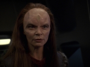 extant_StarTrek_VOY_7x11-Shattered_3103.jpg