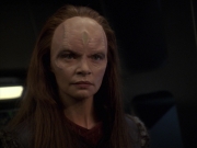 extant_StarTrek_VOY_7x11-Shattered_3127.jpg