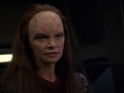 extant_StarTrek_VOY_7x11-Shattered_3133.jpg