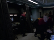 extant_StarTrek_VOY_7x11-Shattered_3179.jpg