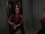 extant_StarTrek_VOY_7x11-Shattered_3185.jpg