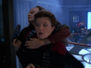 extant_StarTrek_VOY_7x11-Shattered_3189.jpg