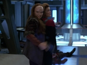 extant_StarTrek_VOY_7x11-Shattered_3236.jpg