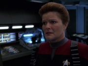 extant_StarTrek_VOY_7x11-Shattered_3244.jpg