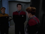 Filename=extant_StarTrek_VOY_7x11-Shattered_3283.jpg
Filesize=104KiB
Dimensions=1200x900
Date added=Jan 14, 2020 extant_StarTrek_VOY_7x11-Shattered_3283.jpg