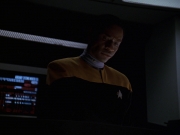 extant_StarTrek_VOY_7x15-TheVoid_0349.jpg