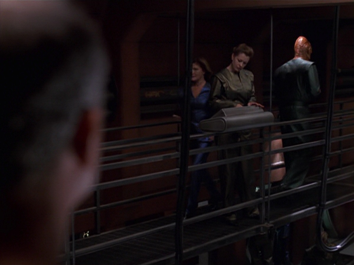 extant_StarTrek_VOY_7x16-WorkforcePart1_0103.jpg