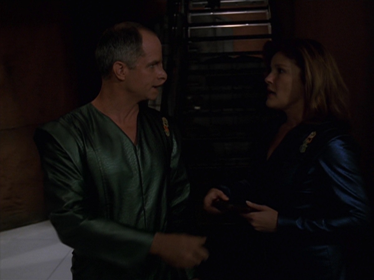 extant_StarTrek_VOY_7x16-WorkforcePart1_0130.jpg