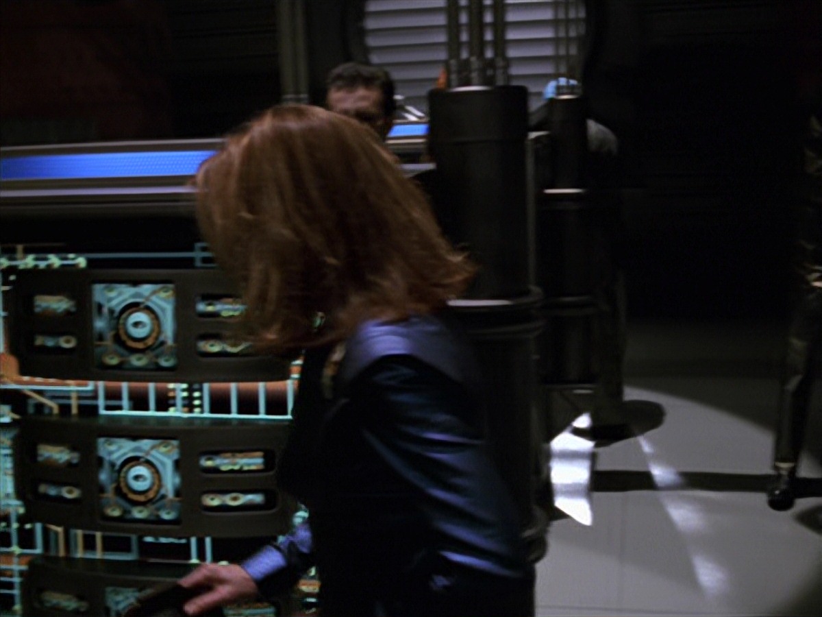 extant_StarTrek_VOY_7x16-WorkforcePart1_0163.jpg