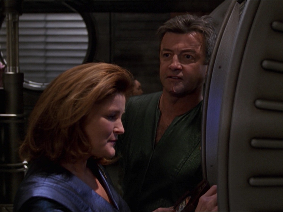 extant_StarTrek_VOY_7x16-WorkforcePart1_0519.jpg