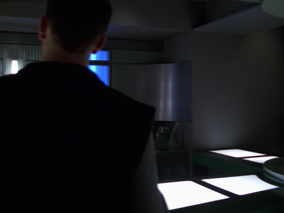 extant_StarTrek_VOY_7x16-WorkforcePart1_0558.jpg