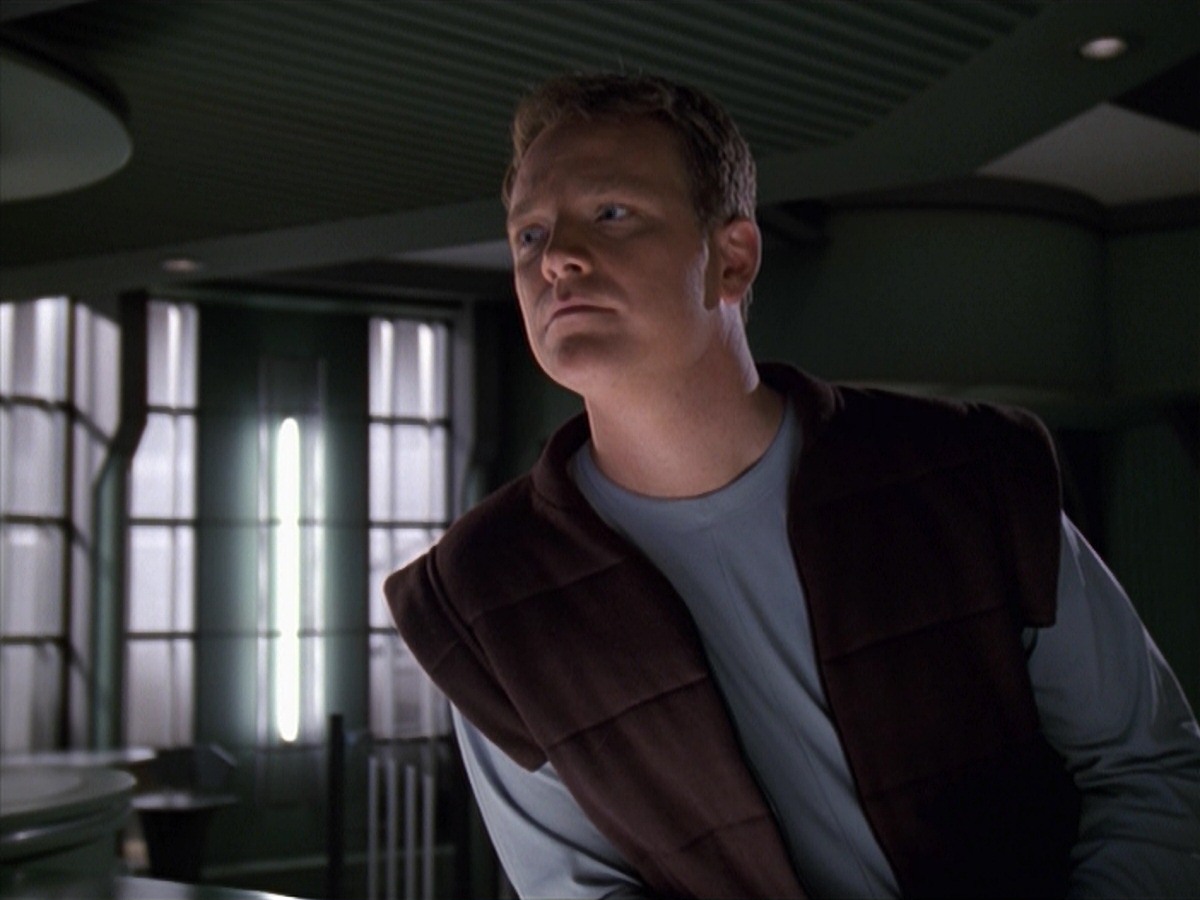 extant_StarTrek_VOY_7x16-WorkforcePart1_0585.jpg