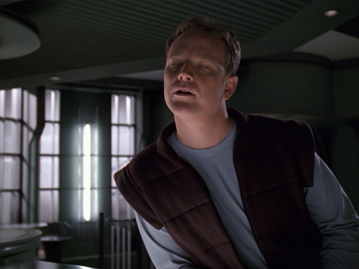 extant_StarTrek_VOY_7x16-WorkforcePart1_0589.jpg