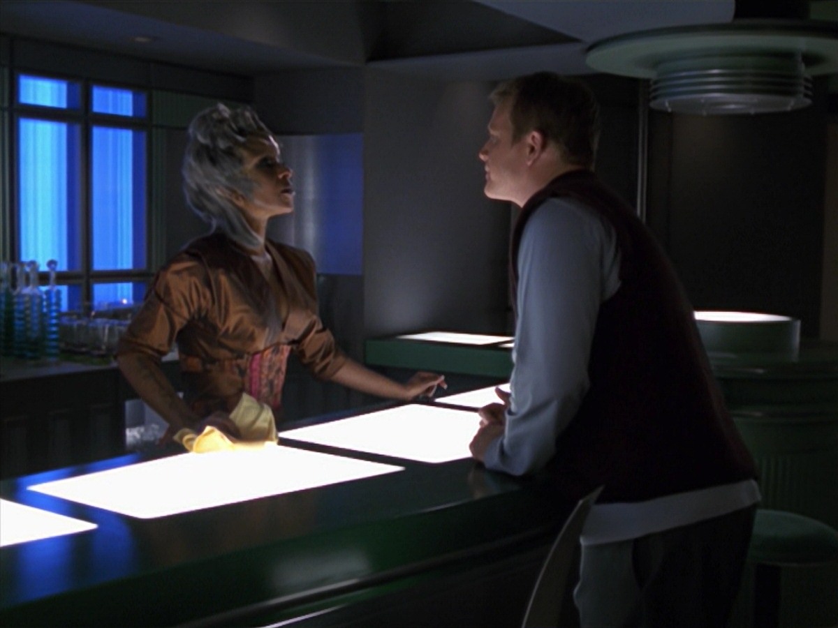 extant_StarTrek_VOY_7x16-WorkforcePart1_0642.jpg