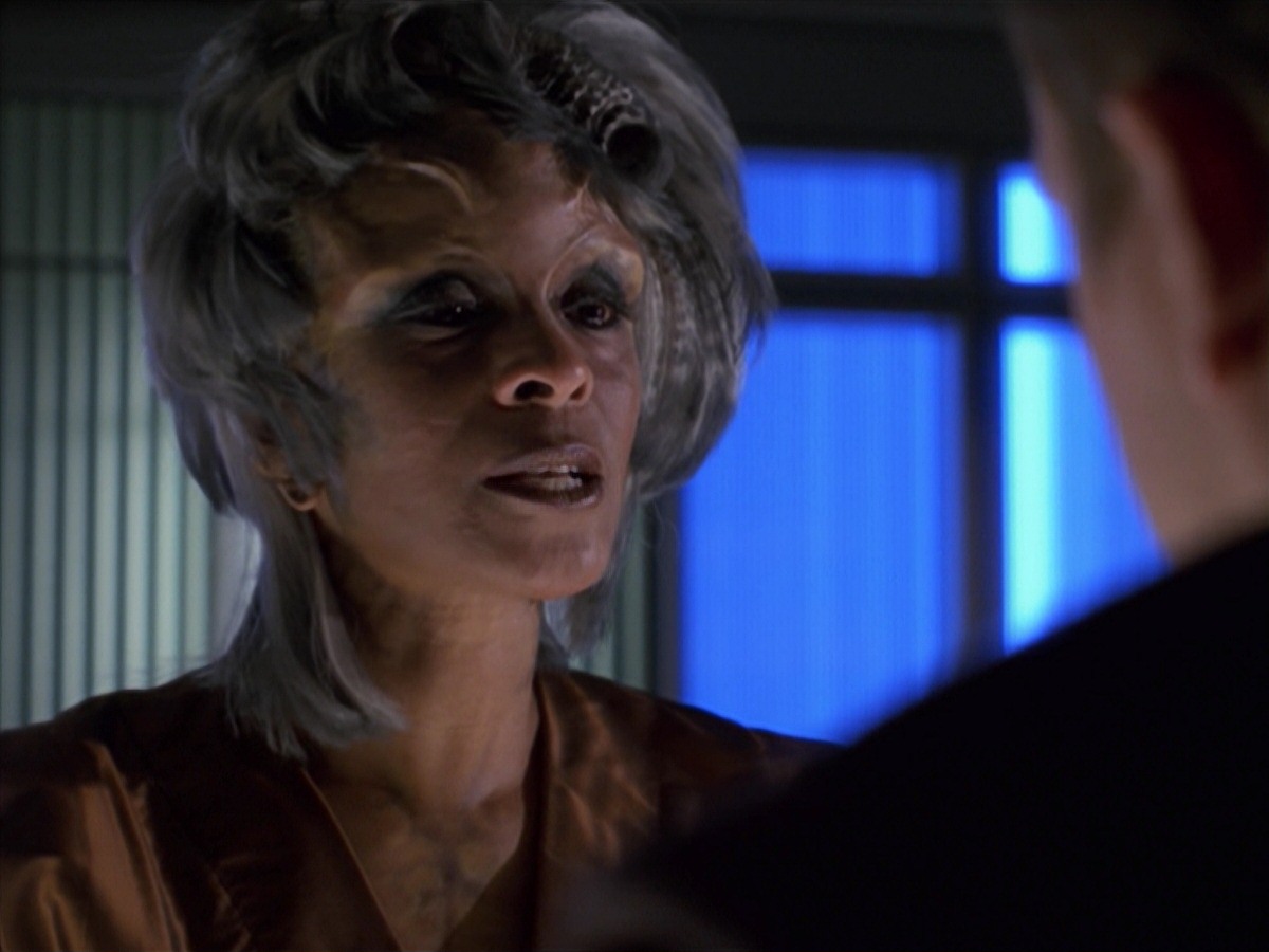 extant_StarTrek_VOY_7x16-WorkforcePart1_0689.jpg