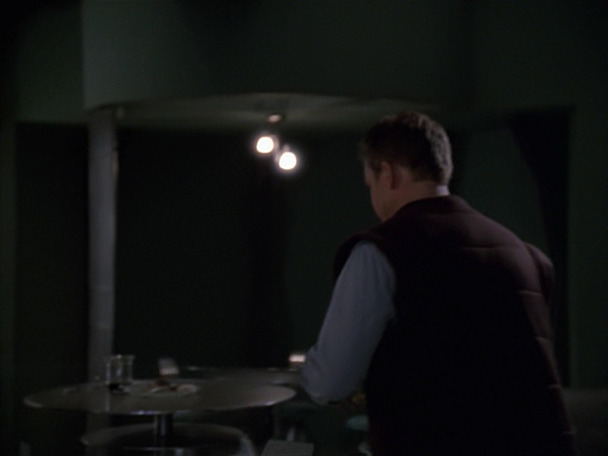 extant_StarTrek_VOY_7x16-WorkforcePart1_0703.jpg