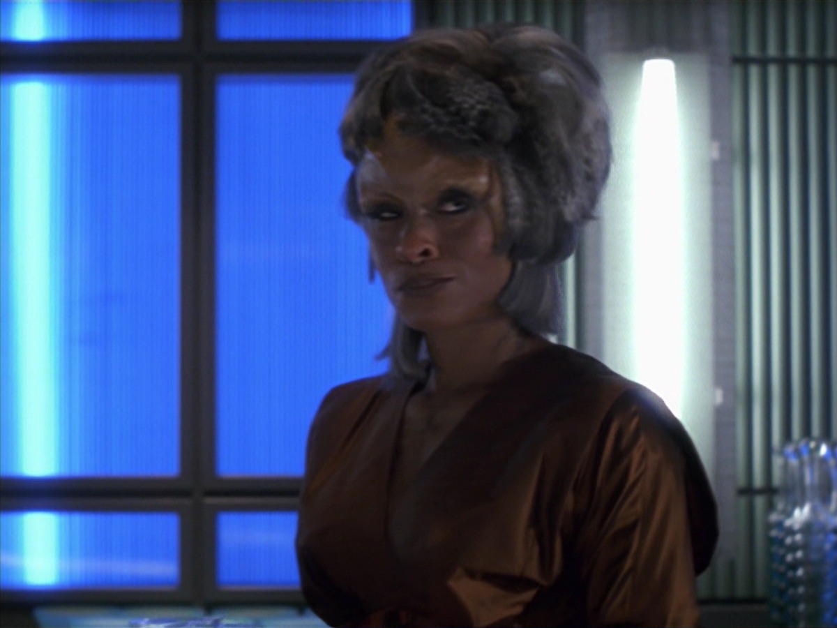 extant_StarTrek_VOY_7x16-WorkforcePart1_0709.jpg