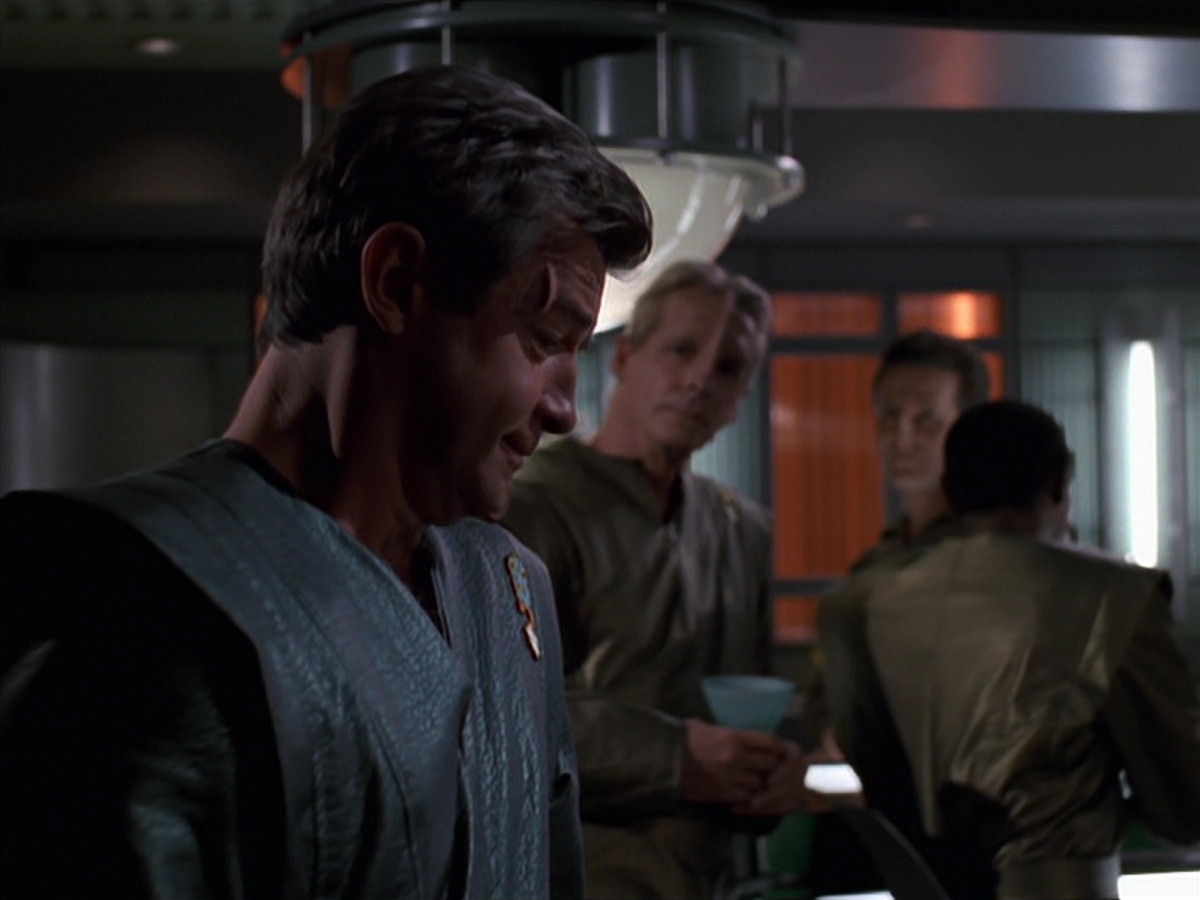 extant_StarTrek_VOY_7x16-WorkforcePart1_0725.jpg